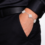 Bracelet Trèfle Diamanté : Éclat de Givre